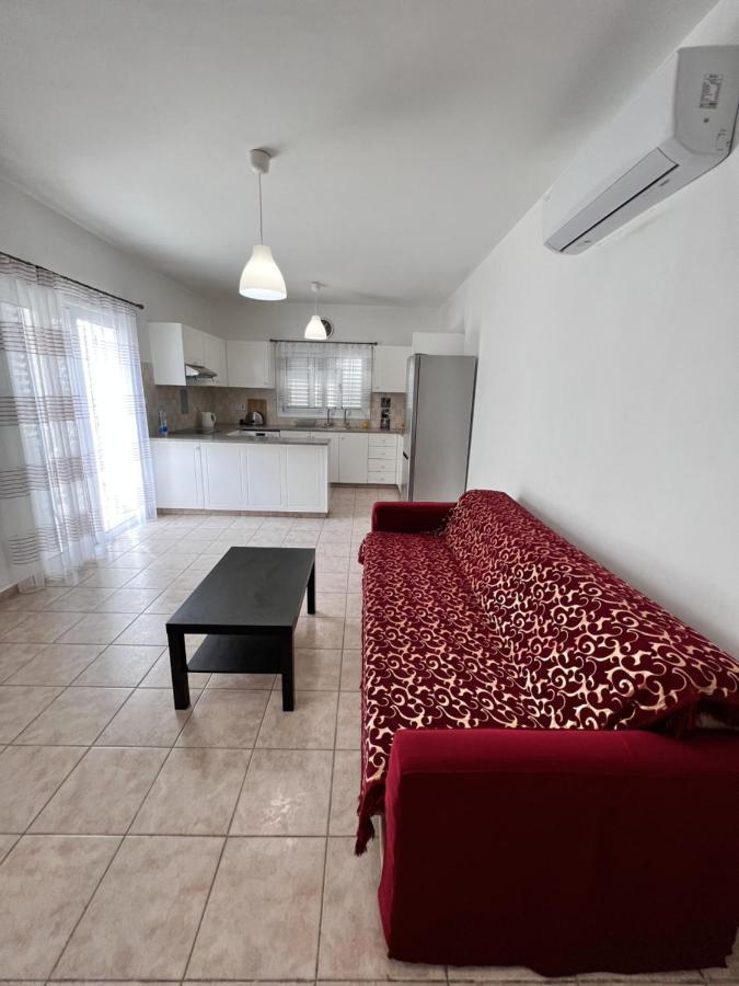 Pafia Sunbeach Townhouse Paphos 外观 照片